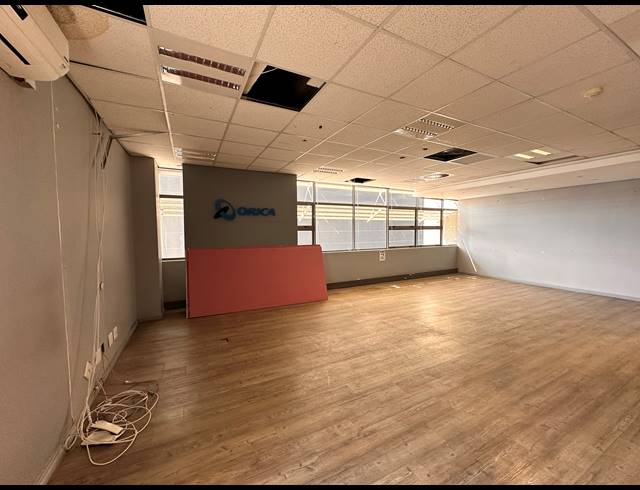 698M² OFFICE TO LET IN ROSEBANK